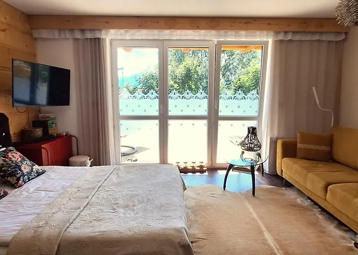 Nad Dolina Z Tarasem I Jacuzzi Apartment *